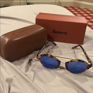 illesteva Sunglasses